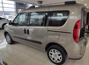 Fiat Doblo Panorama 7 місць