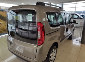 Fiat Doblo Panorama 7 місць