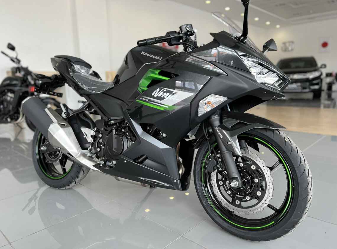 Kawasaki Ninja 450