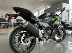 KAWASAKI Ninja 400