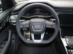 Audi Q8 2023