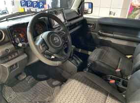 Suzuki Jimny 1.5 GLX A/T