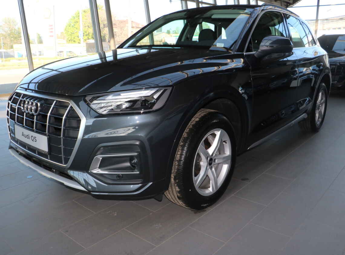 Купить Audi Q5 40 TDI 2023 2.0 / 204л.с. / Дизель новый в Днепре