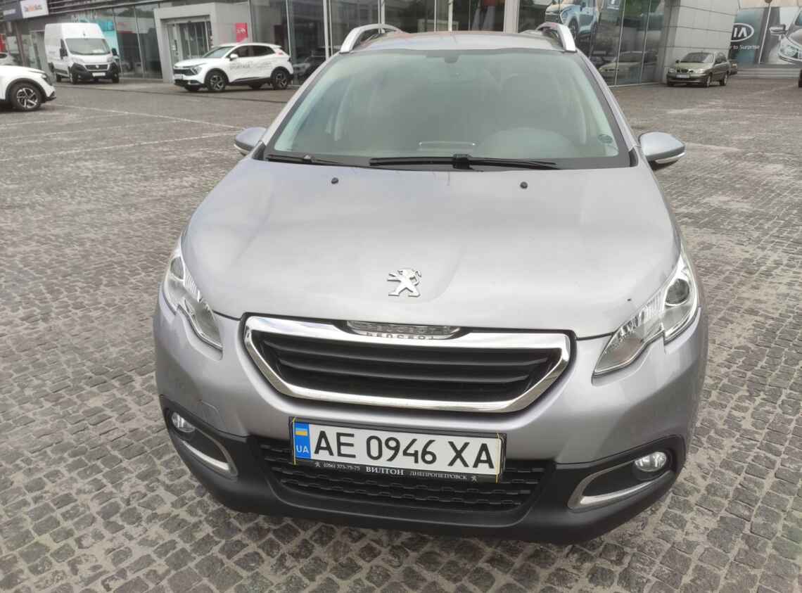 Купить PEUGEOT 2008 2014 1.2 / 82л.с. / Бензин бу в Днепре