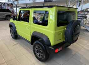 Suzuki Jimny 1.5 GLX A/T