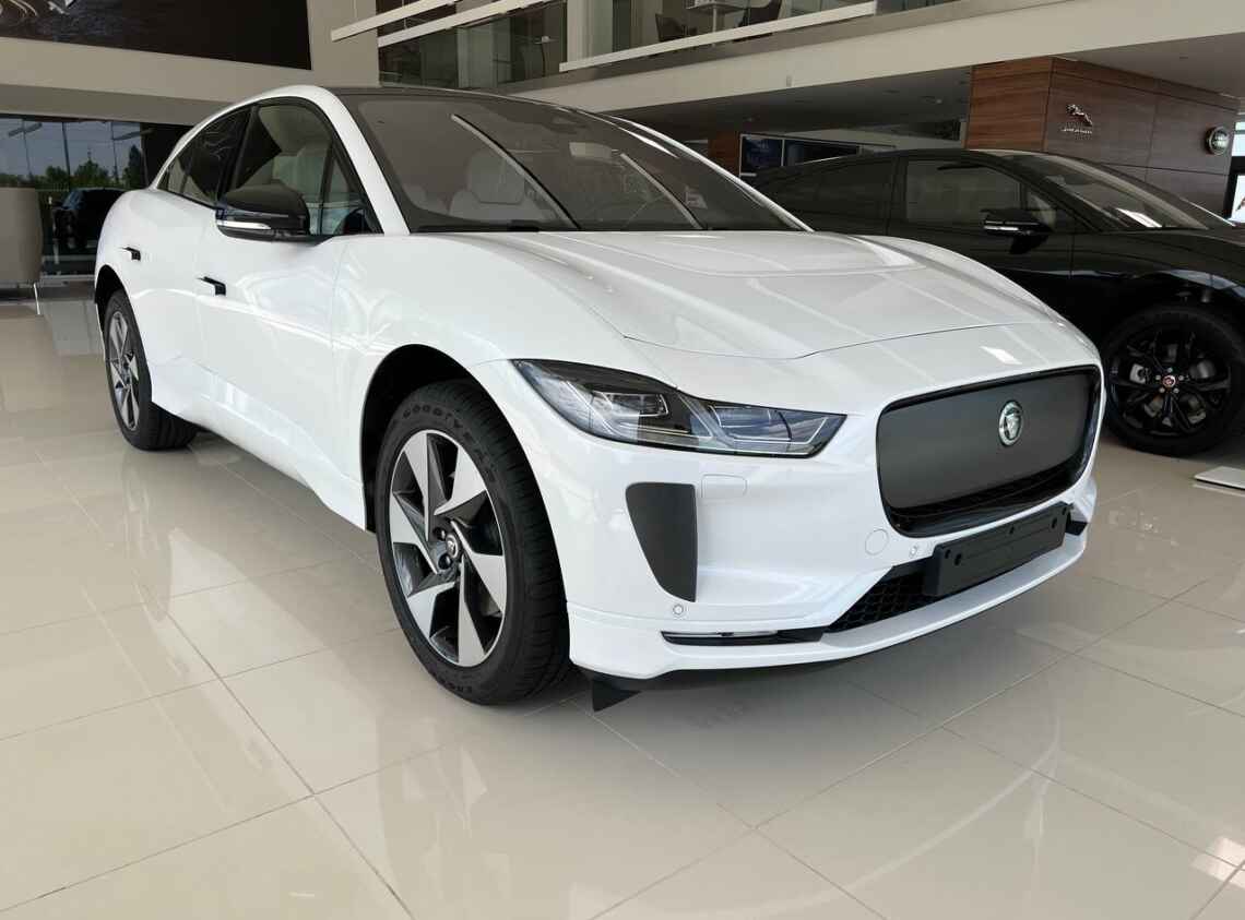 Купить JAGUAR I-PACE 2023 90 кВт*ч / 400л.с. / Электро новый