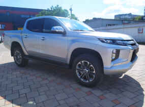 Mitsubishi L200 2.4 TD Intense AT