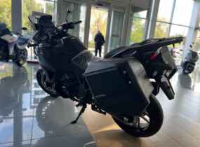 Honda NT1100 в комплектации 2 боковые кофры