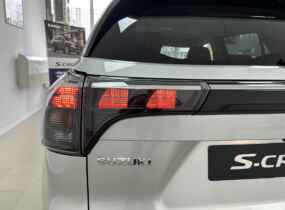 Suzuki New S-Cross 1.4L 2WD GLX AT