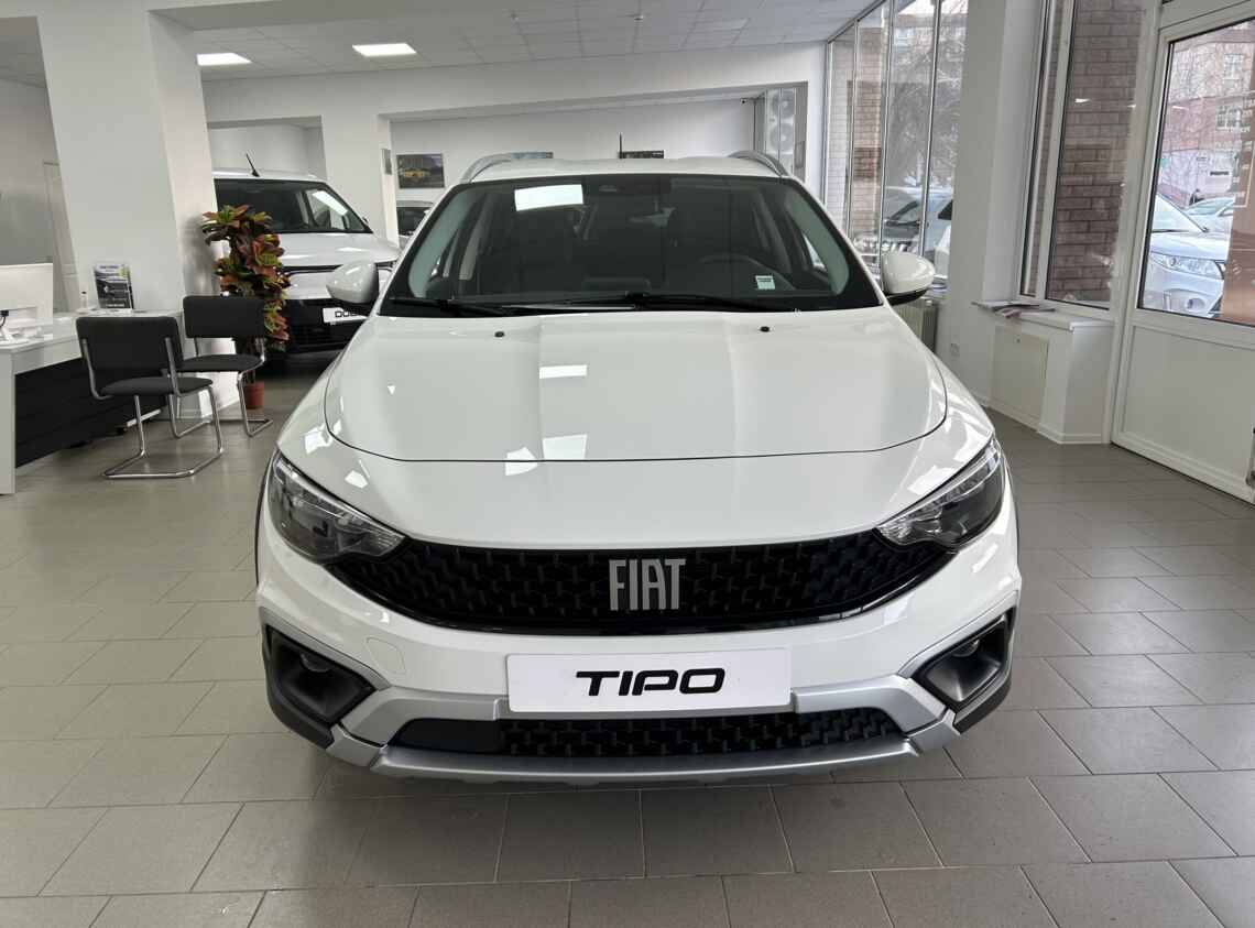 Купить FIAT Tipo Sw Cross High 1,5 Hybrid 2022 1.5 / 130л.с. / Турбобензин  новый в Кривом Рогу