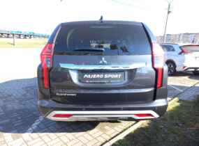 MITSUBISHI Pajero Sport 2.4 TD AT Ultimate