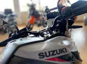 SUZUKI V-STROM 1050