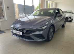 HYUNDAI Elantra 1.6 6AT