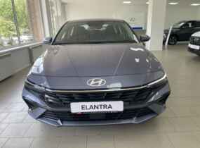 HYUNDAI Elantra 1.6 6AT