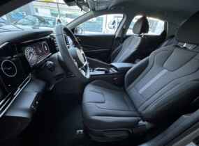 Hyundai Elantra 1.6 Comfort 6AT