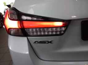 MITSUBISHI ASX 1.6 MT Invite