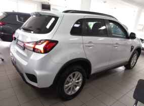 MITSUBISHI ASX 1.6 MT Invite