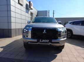 MITSUBISHI NEW L200 2.4 TD AT Ultimate