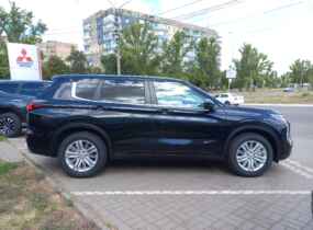 MITSUBISHI Outlander 2.5 CVT Intense