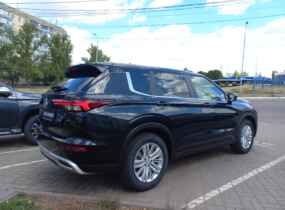 MITSUBISHI Outlander 2.5 CVT Intense