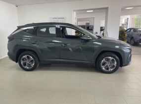 HYUNDAI Tucson NX4 PE 2.0 2WD 6AT