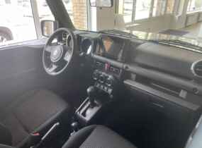 SUZUKI Jimny 1.5L AT GLX