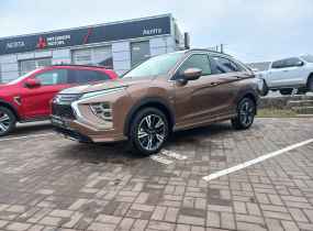 MITSUBISHI Eclipse Cross 2.0 CVT Intense