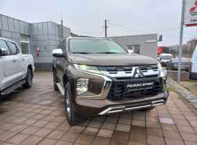 MITSUBISHI Pajero Sport 2.4 TD AT Instyle