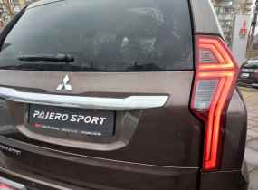 MITSUBISHI Pajero Sport 2.4 TD AT Instyle