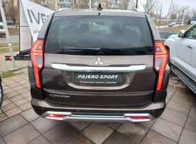 MITSUBISHI Pajero Sport 2.4 TD AT Instyle