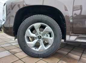 MITSUBISHI Pajero Sport 2.4 TD AT Instyle