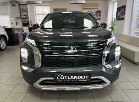 MITSUBISHI Outlander 2.5 CVT Intense