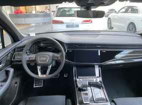 Audi Q7 2025