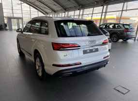 Audi Q7 2025