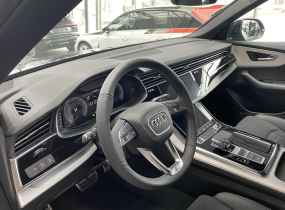 Audi Q8 2025