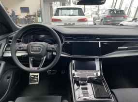 Audi Q8 2025